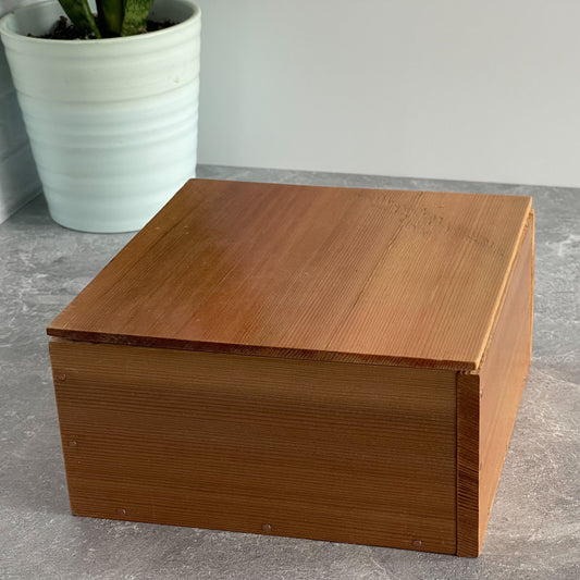 Custom Made Tea Sachet Gift Set in Cedar Box