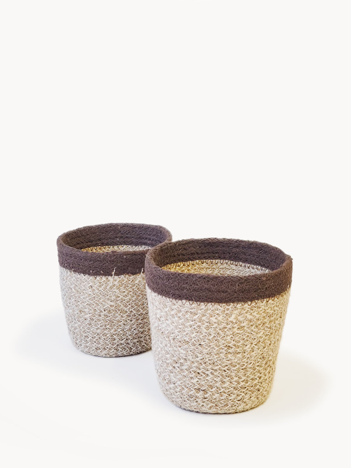 Agora Plant Basket - Brown - sturdy planter woven from soft jute yarn