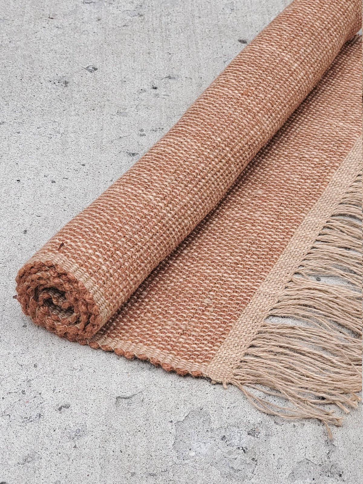 Goldilocks Indoor Rug - Braided natural jute