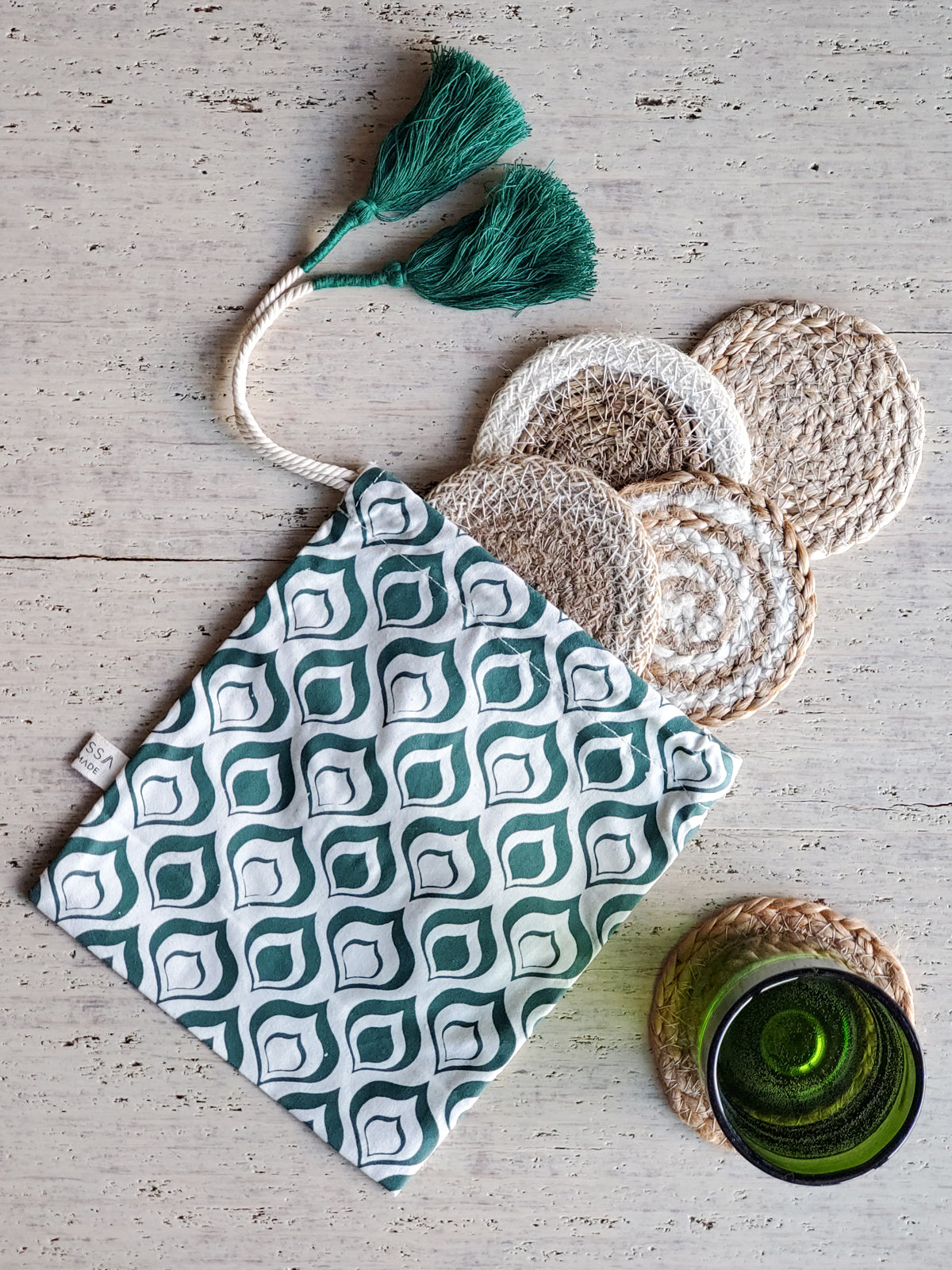 Natural Coaster Gift Set with Green pouch - handmade with 100% Jute and seagrass