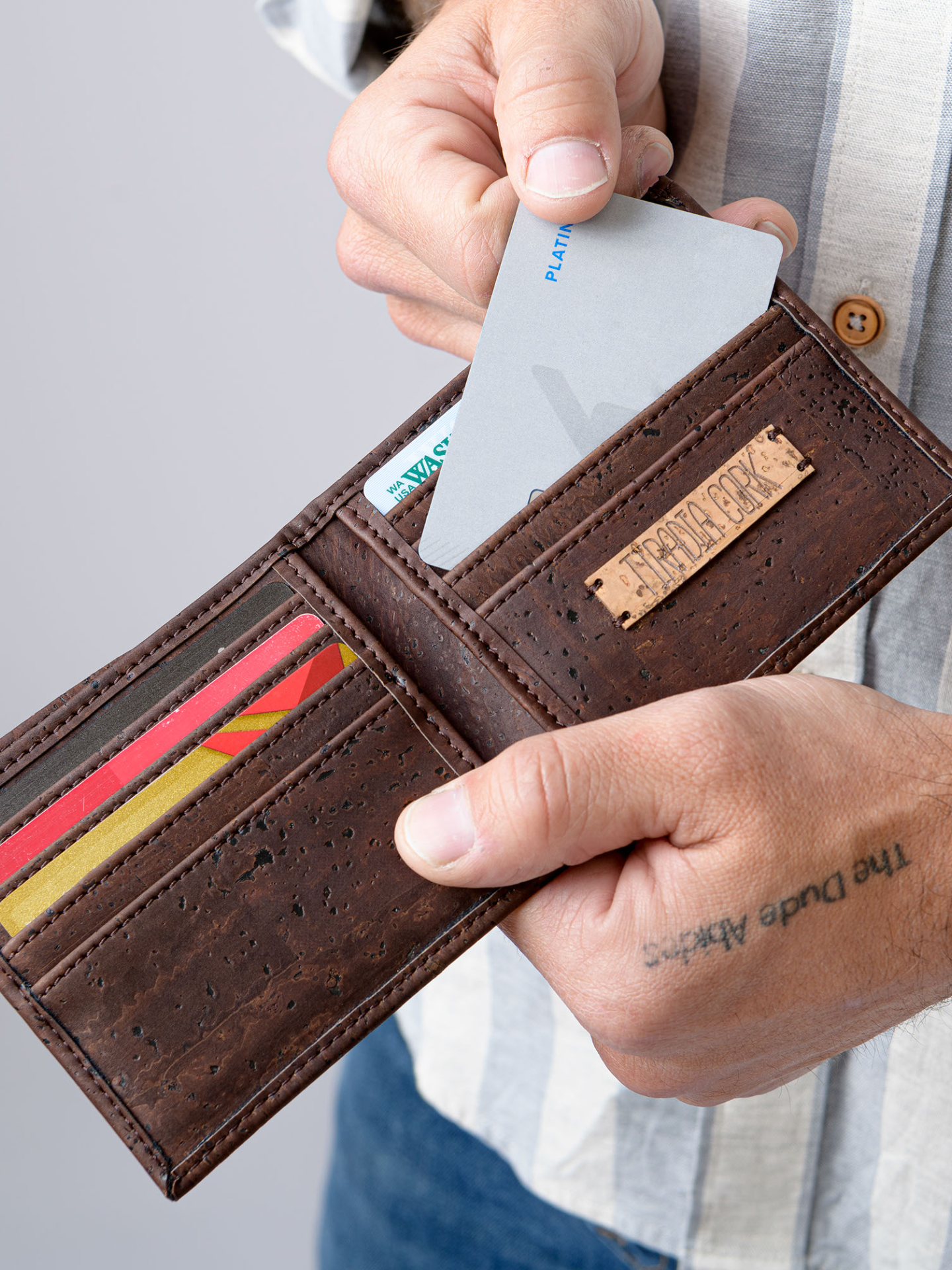 Fellowship Wallet made of Cork - Natural, Sustainable, Vegan, Biodegradable