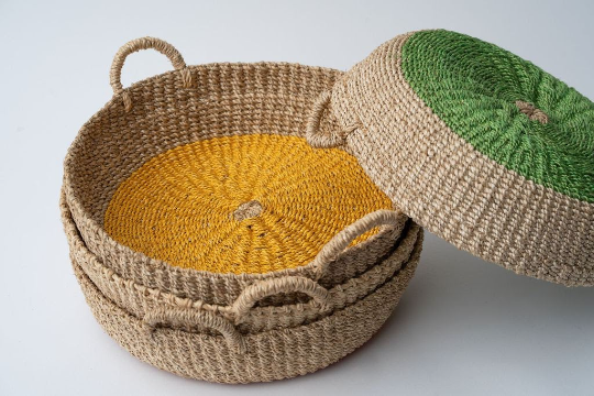 Woven Round Tray - Sustainable and Handmade from Seagrass