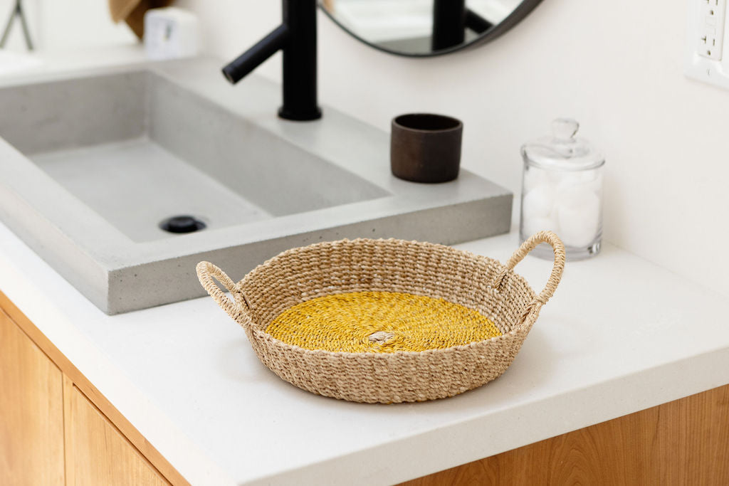 Woven Round Tray - Sustainable and Handmade from Seagrass